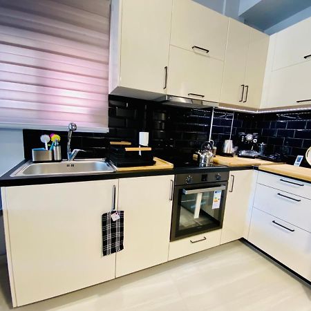 Phoenix Garden Apartments II Афины Экстерьер фото
