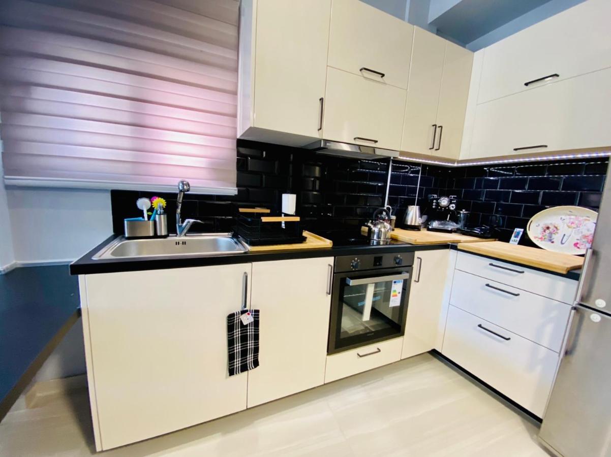Phoenix Garden Apartments II Афины Экстерьер фото