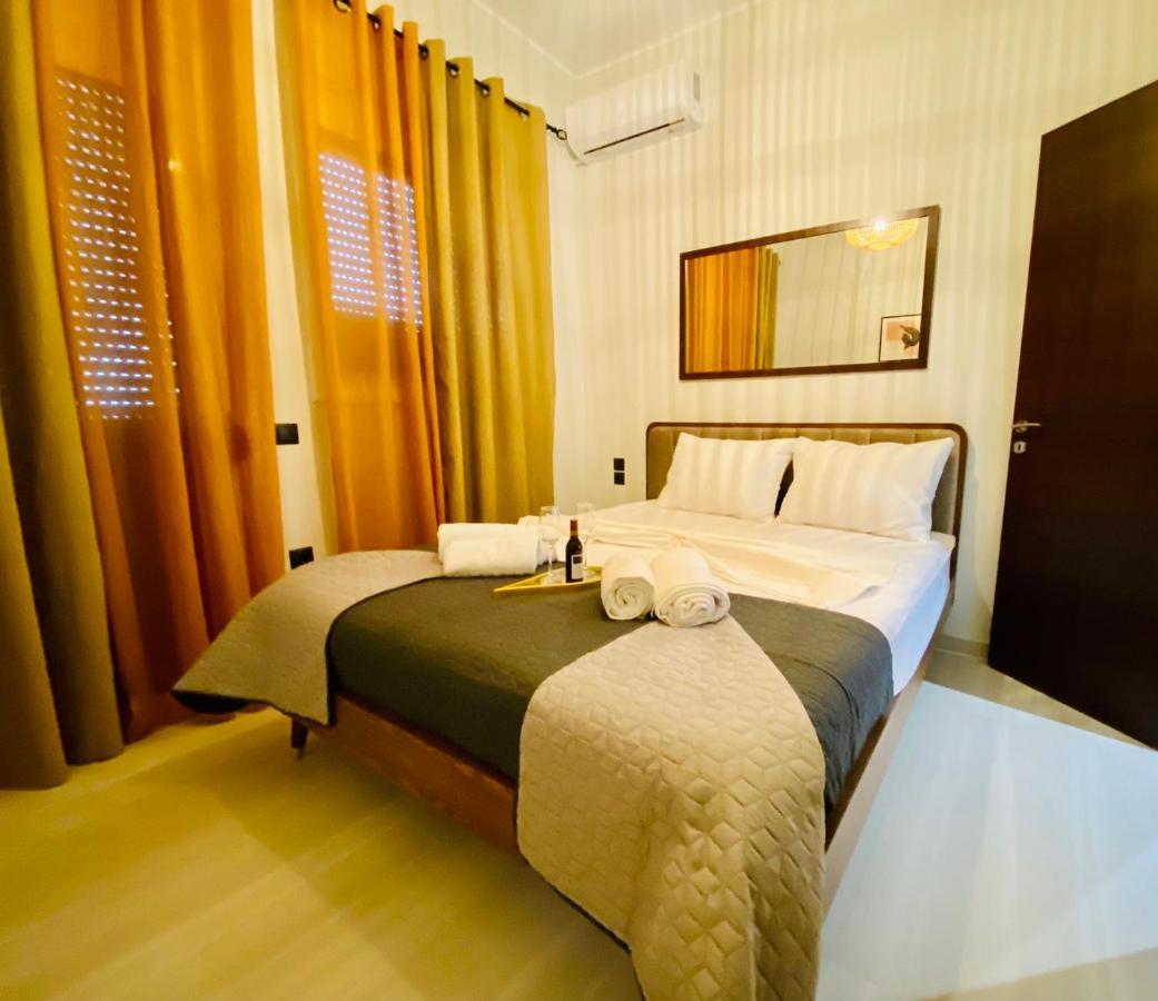 Phoenix Garden Apartments II Афины Экстерьер фото